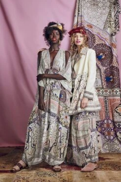 WIDE LEG TROUSER WITH POCKETS MAMA BAKSHI -Vivid Couture 1802 campaign 23 1