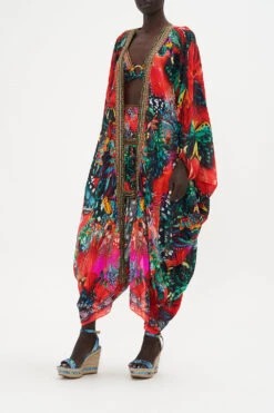 LAYER WITH CB PANEL IN A FLUTTER -Vivid Couture CAMILLA 00017526 LAYER WITH CB PANEL IN A FLUTTER 2