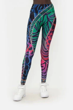 ACTIVE LEGGING WITH SIDE POCKET UNDER THE NEON SUN -Vivid Couture CAMILLA 00019892 ACTIVE LEGGING WITH SIDE POCKET UNDER THE NEON SUN 4