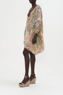 SHORT KAFTAN WITH CUFF QUEEN ATLANTIS -Vivid Couture CAMILLA 00020687 SHORT KAFTAN WITH CUFF QUEEN ATLANTIS 2