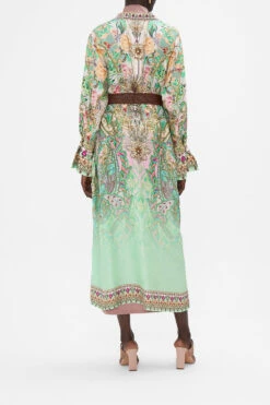 LAYER WITH COLLAR LOST CITY -Vivid Couture CAMILLA 00020809 LAYER WITH COLLAR LOST CITY MODEST 2