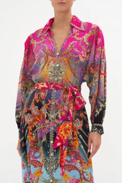 CURVED COLLAR SHIRT DRESS WHAT LIES BENEATH 14 CURVED COLLAR SHIRT DRESS WHAT LIES BENEATH -Vivid Couture CAMILLA 00020816 CURVED COLLAR SHIRT DRESS WHAT LIES BENEATH 4