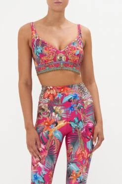 V-NECK ACTIVE CROP GAIAS GIRL -Vivid Couture CAMILLA 00021613 V NECK ACTIVE CROP GAIAS GIRL 4