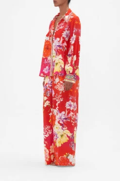 CURVED COLLAR BLOUSE KISS AND TELL -Vivid Couture CAMILLA 00022055 CURVED COLLAR BLOUSE KISS AND TELL 2