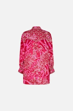 LONG LINE SHIRT WITH YOKE AND BUTTON DETAIL SONG OF SACRIFICE -Vivid Couture CAMILLA 00022353 LONGLINESHIRTWITHYOKEANDBUTTONDETAIL SONGOFSACRIFICE GHOST 2