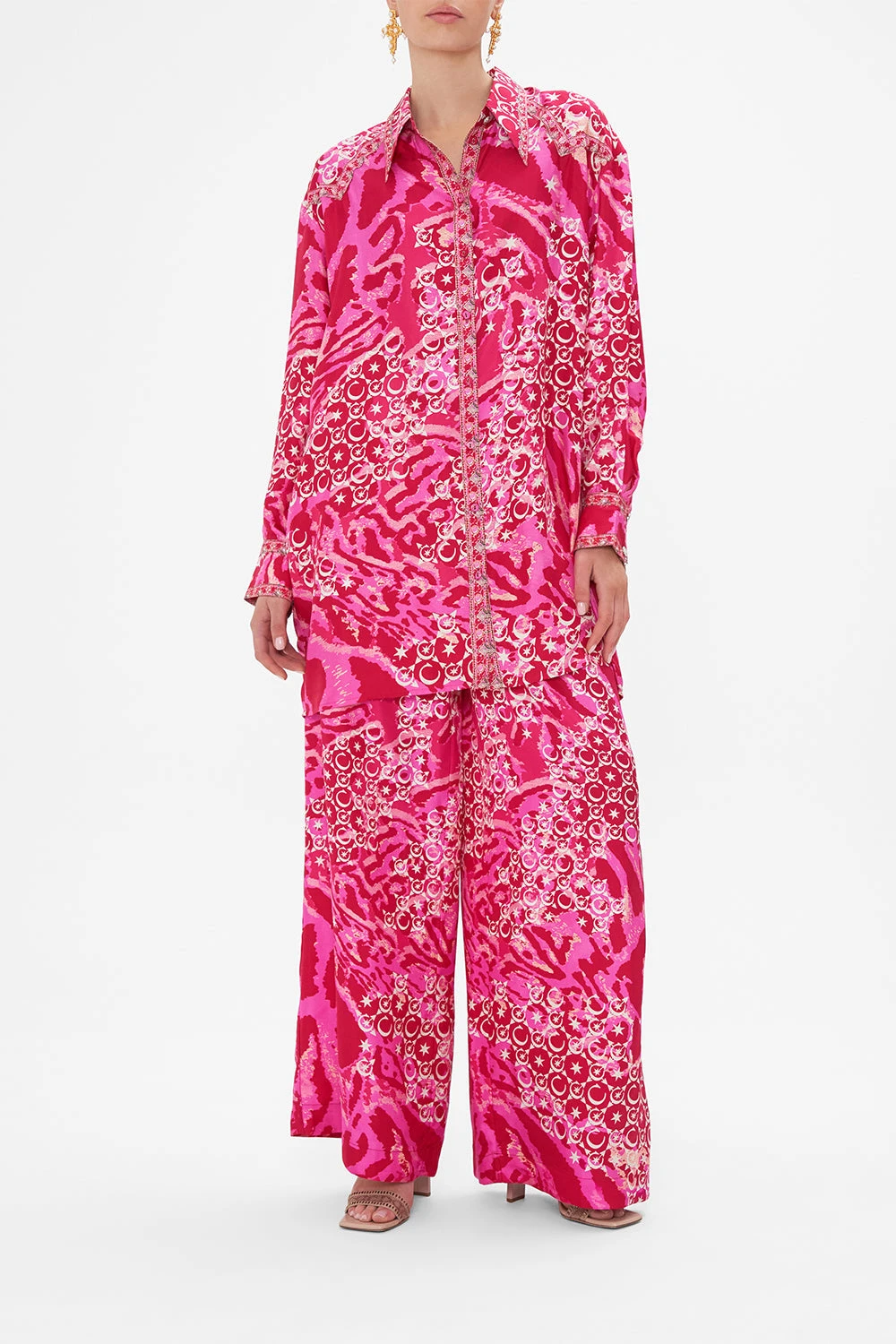 LONG LINE SHIRT WITH YOKE AND BUTTON DETAIL SONG OF SACRIFICE - Image 7