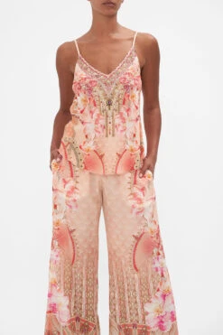 V-NECK BIAS CAMI ADORE ME -Vivid Couture CAMILLA 00022364 VNECK BIAS CAMI SATIN GROUP ADORE ME 4