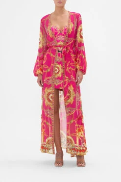 LONG ROMANTIC LAYER WILD AND RUNNING