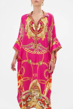 BATWING KAFTAN WILD AND RUNNING -Vivid Couture CAMILLA 00022802 BATWING KAFTAN WILD AND RUNNING 4 e28fa429 8205 44f5 9a63 d30acd126b33