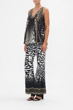 V NECK BUTTON BACK TOP UNTAMED ROYALTY -Vivid Couture CAMILLA 00022930 V NECK BUTTON BACK TOP UNTAMED ROYALTY 2