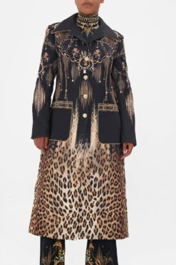 LONG BUTTON FRONT COAT JUNGLE DREAMING -Vivid Couture CAMILLA 00023158 LONG BUTTON FRONT COAT JUNGLE DREAMING 4