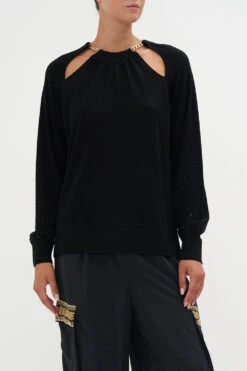 CHAIN DETAIL CUT OUT JUMPER ROLE CALL -Vivid Couture CAMILLA 00023461 CHAIN DETAIL CUT OUT JUMPER ROLE CALL 4