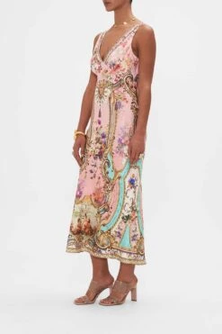 V-NECK SLIP DRESS LETTERS FROM THE PINK ROOM -Vivid Couture CAMILLA 00023552 LETTERSFROMTHEPINKROOM V NECKSLIPDRESS 2