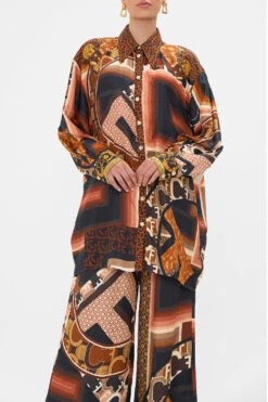 LONG LINE SHIRT WITH YOKE AND BUTTON DETAIL FEELING FRESCO -Vivid Couture CAMILLA 00023584 FEELINGFRESCO LONGLINESHIRTWITHYOKEANDBUTTONDETAIL 4