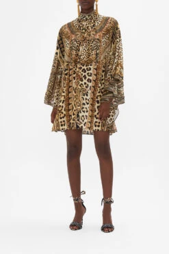 HIGH NECK RUFFLE SLEEVE BLOUSE STANDING OVATION 14 HIGH NECK RUFFLE SLEEVE BLOUSE STANDING OVATION -Vivid Couture CAMILLA 00023720 HIGH NECK RUFFLE SLEEVE BLOUSE STANDING OVATION 6