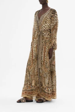 LONG ROMANTIC LAYER STANDING OVATION -Vivid Couture CAMILLA 00023725 LONG ROMANTIC LAYER STANDING OVATION 2