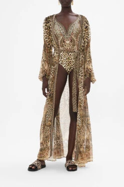 LONG ROMANTIC LAYER STANDING OVATION -Vivid Couture CAMILLA 00023725 LONG ROMANTIC LAYER STANDING OVATION 6