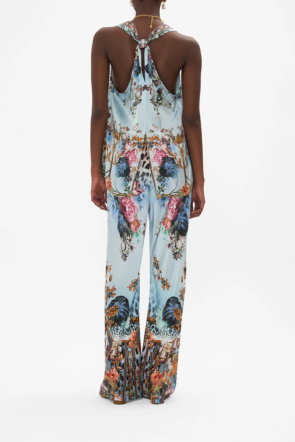 V NECK TOP WITH KNOT BACK LETTERS TO LEO - Image 2