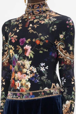 JERSEY TURTLENECK PLAY YOUR CARDS RIGHT 12 JERSEY TURTLENECK PLAY YOUR CARDS RIGHT -Vivid Couture CAMILLA 00023911 JERSEY TURTLENECK PLAY YOUR CARDS RIGHT 5