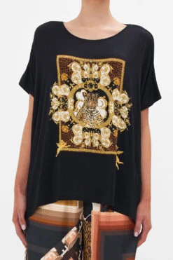 LOOSE FIT ROUND NECK TEE - BLACK FEELING FRESCO -Vivid Couture CAMILLA 00024105 FEELINGFRESCO LOOSEFITROUNDNECKTEE 5 82330aab 036e 4ee2 9440 d190f3a2417d