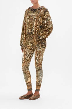 OVERSIZE BOYFRIEND HOODIE STANDING OVATION -Vivid Couture CAMILLA 00024365 OVERSIZE BOYFRIEND HOODIE STANDING OVATION 2