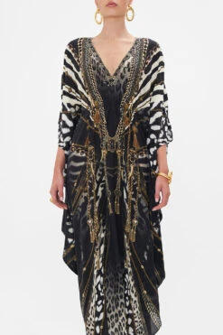 GATHERED WAIST KAFTAN UNTAMED ROYALTY -Vivid Couture CAMILLA 00024831 GATHERED WAIST KAFTAN UNTAMED ROYALTY 4 37e18450 ecc8 468f b0b7 30b4e614be7d