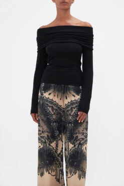 OFF SHOULDER KNIT TOP CURTAIN CALL CHAOS -Vivid Couture CAMILLA 00025033 OFF SHOULDER KNIT TOP CURTAIN CALL CHAOS 4