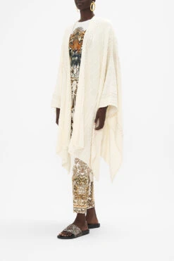 THROW OVER ROAD TO RICHESSE -Vivid Couture CAMILLA 00025990 THROW OVER ROAD TO RICHESSE 2