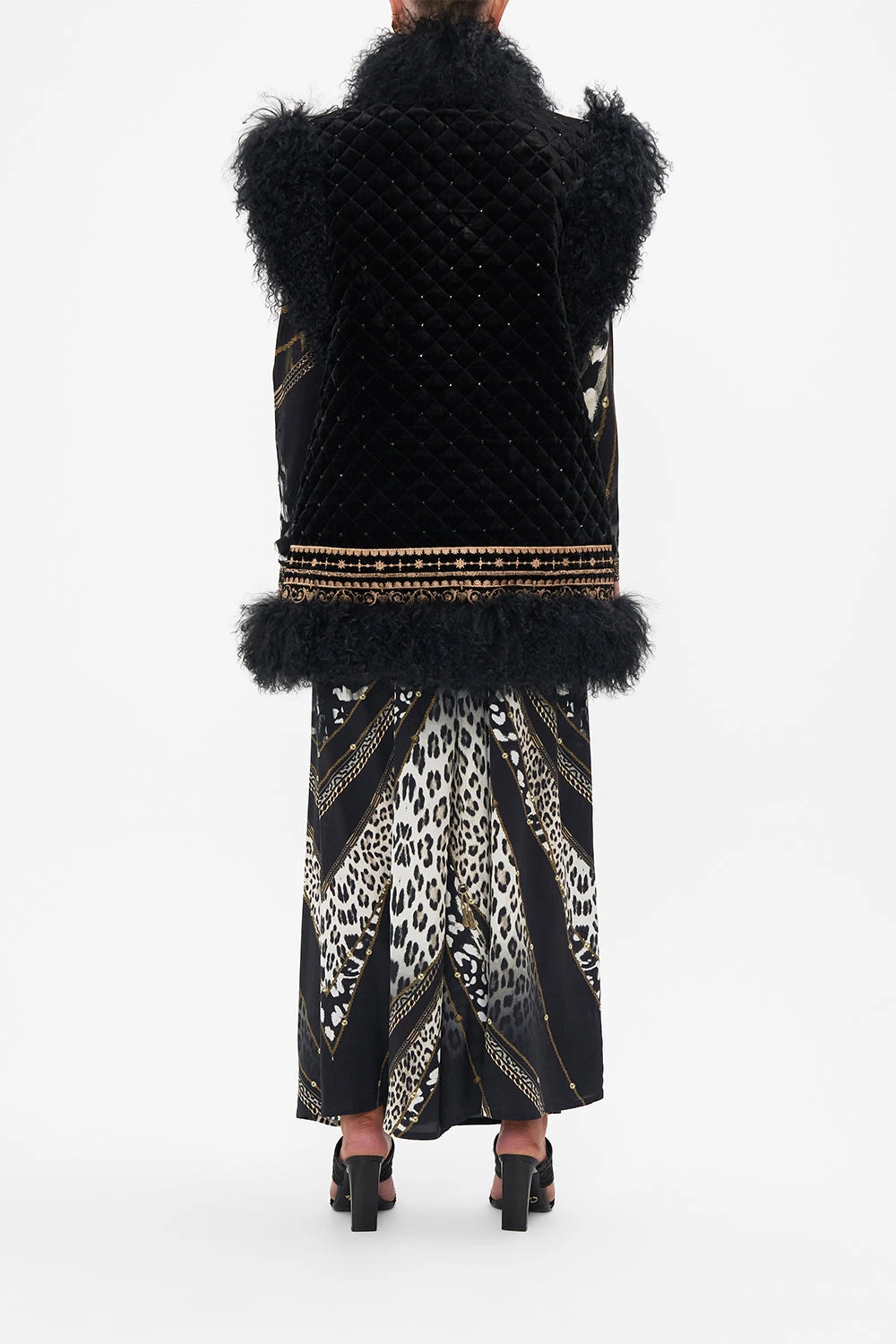 OVERSIZED FAUX FUR GILET UNTAMED ROYALTY - Image 2