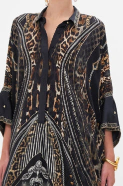 BATWING SHIRT CHAOS IN THE COSMOS -Vivid Couture CAMILLA 00026469 BATWING SHIRT CHAOS IN THE COSMOS 5