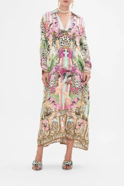 WING COLLAR KAFTAN DEAR AMORE MIO