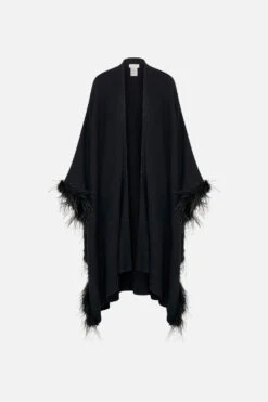 THROW OVER WITH FEATHERS A NIGHT AT THE OPERA 11 THROW OVER WITH FEATHERS A NIGHT AT THE OPERA -Vivid Couture CAMILLA 00028083 THROWOVERWITHFEATHERSFLOW ANIGHTATTHEOPERA GHOST 1