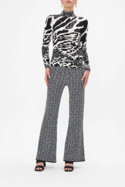 JERSEY TURTLENECK FELINE FANTASY