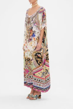 ROUND NECK KAFTAN FRIENDS WITH FRESCOS -Vivid Couture CAMILLA 00028222 ROUND NECK KAFTAN FRIENDS WITH FRESCOS 2