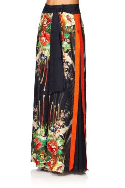 HIGH WAISTED TROUSER W/GODET QUEEN OF KINGS -Vivid Couture camilla queen of kings high waisted trouser w godet 2 38ef0339 784c 4852 b853 d6321bc6ec1b