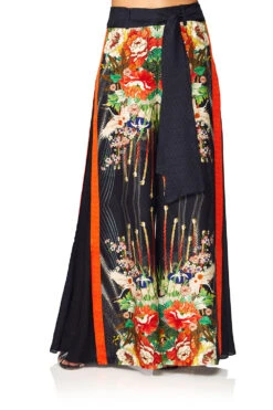 HIGH WAISTED TROUSER W/GODET QUEEN OF KINGS -Vivid Couture camilla queen of kings high waisted trouser w godet 3 45cc8e9a 64d7 47da 9303 4991e8407a49