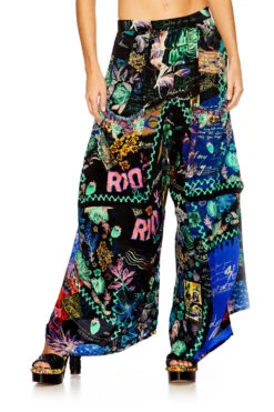 WIDE LEG TROUSER WITH POCKETS YOU'VE GOT MAIL -Vivid Couture camilla 190