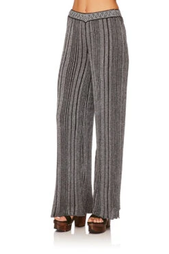 SUPER FLARES WILD MOONCHILD -Vivid Couture camilla super flares wild moonchild 3