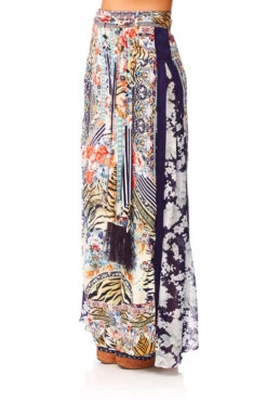 HIGH WAISTED TROUSER W/GODET THE LONELY WILD -Vivid Couture camilla the lonely wild high waisted trouser w godet 3 25dff0f7 2fd7 4a73 bed0 be9123be9c11