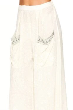 WIDE LEG TROUSER WITH FRONT POCKETS DENTELLE BLANCHE -Vivid Couture camilla wide leg trouser with front pockets dentelle blanche 7