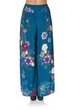 WIDE LEG TROUSER WITH FRONT POCKETS LUNAR GAZING -Vivid Couture camilla wide leg trouser with front pockets lunar gazing 6