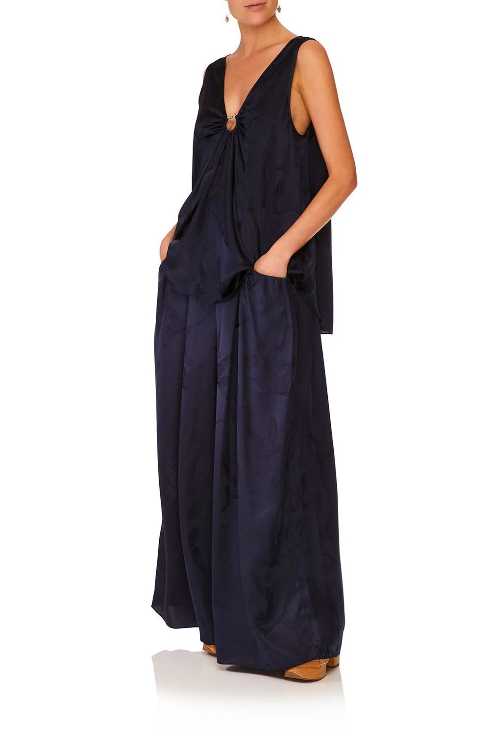 WIDE LEG PANT WITH GATHERED POCKET SOLID NAVY
